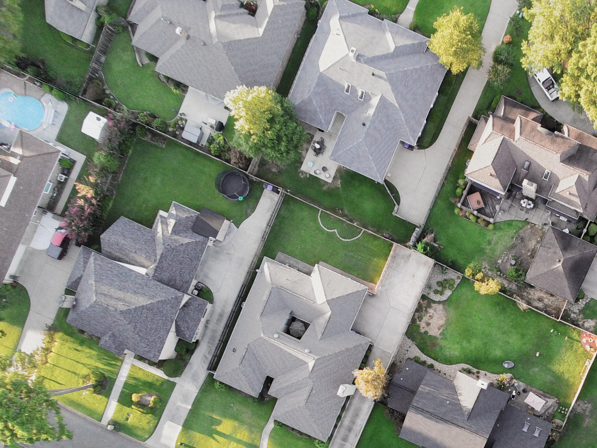 Buying your first investment property or expanding your property portfolio, get mortgage advice.